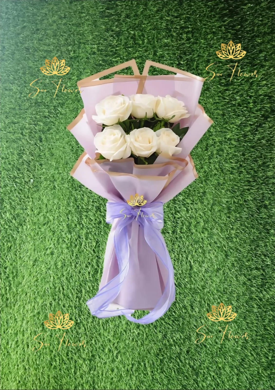 Elegant white rose bouquet